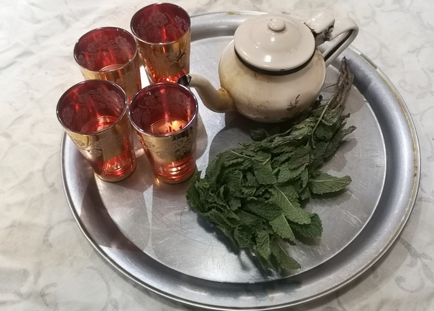 Moroccan teapot, glasses ,achtray and mint