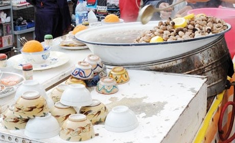 moroccan snails broth : moroccan street vendor