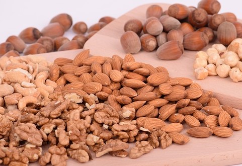 Nuts rich in  magnesium