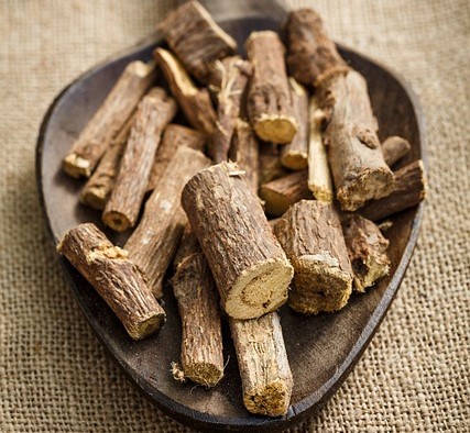 LICORICE ROOTS